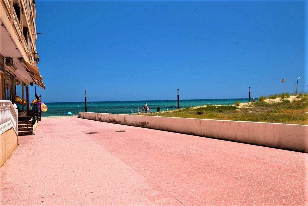 34 Retro Beach House - Alicante Real Estate 또레비에하 외부 사진
